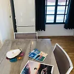 Aparthotel Clos Des Aigrettes -appartements A 30m Du Port De , Ile D Oleron -commerces Et Plages A Pied