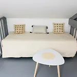 Clos Des Aigrettes -appartements A 30m Du Port De , Ile D Oleron -commerces Et Plages A Pied アパートホテル La Cotinière