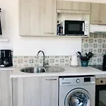 Clos Des Aigrettes -appartements A 30m Du Port De , Ile D Oleron -commerces Et Plages A Pied Aparthotel 4*