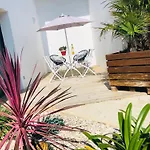 Aparthotel Clos Des Aigrettes -appartements A 30m Du Port De , Ile D Oleron -commerces Et Plages A Pied 4*