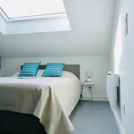 Апарт-отель Clos Des Aigrettes -appartement De Charme Et Confort A 30m Du Port De 4*