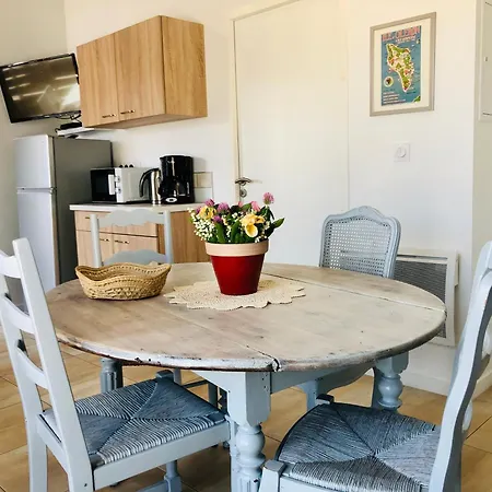 Clos Des Aigrettes -appartement De Charme Et Confort A 30m Du Port De Апарт-отель Ла-Котиньер