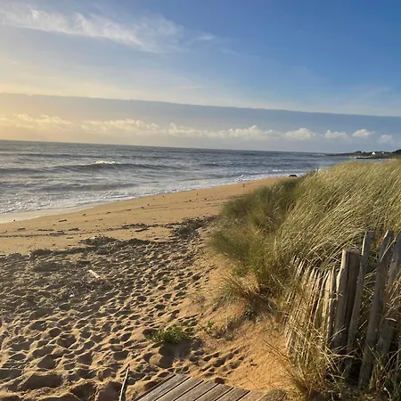Clos Des Aigrettes -appartements A 30m Du Port De , Ile D Oleron -commerces Et Plages A Pied