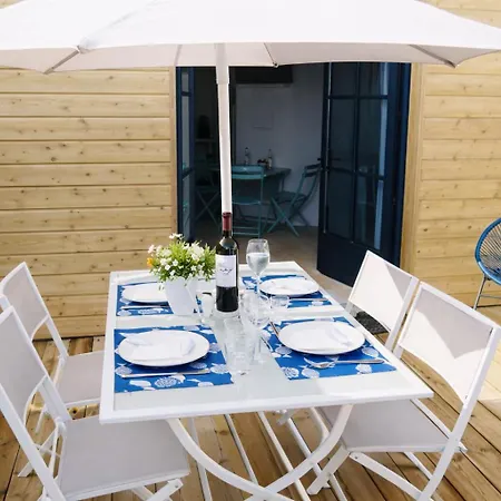 Clos Des Aigrettes -appartements A 30m Du Port De , Ile D Oleron -commerces Et Plages A Pied