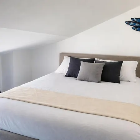 Hotel apartamentowy Clos Des Aigrettes -appartements A 30m Du Port De , Ile D Oleron -commerces Et Plages A Pied