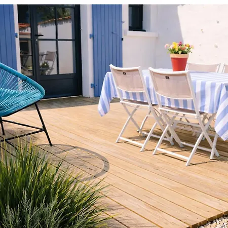 Hotel apartamentowy Clos Des Aigrettes -appartements A 30m Du Port De , Ile D Oleron -commerces Et Plages A Pied