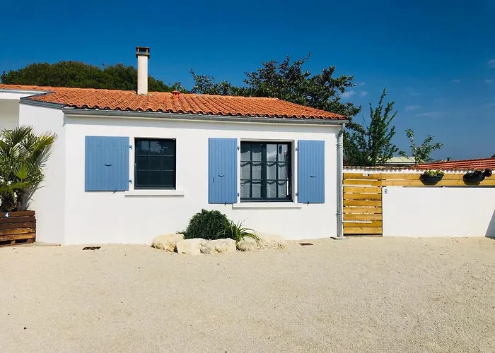 Clos Des Aigrettes -6 De Charme Et Confort à 30m Du Port De 4*