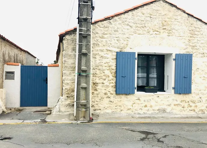 Clos Des Aigrettes -6 De Charme Et Confort à 30m Du Port De 4*