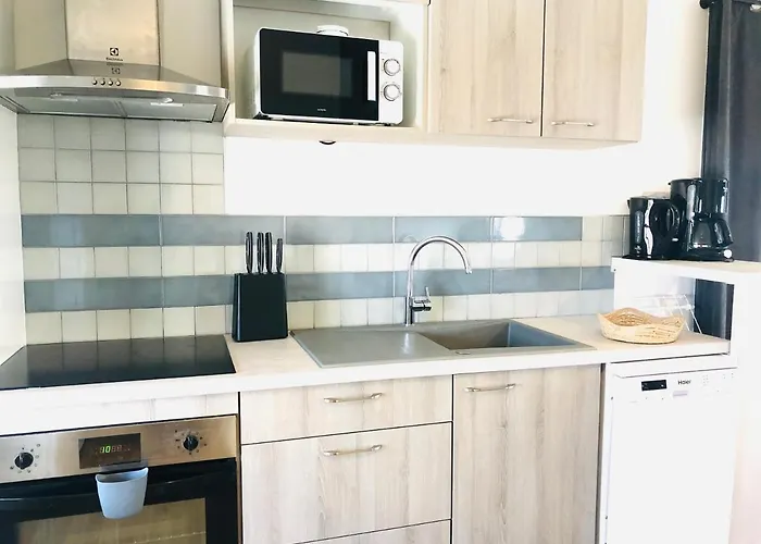 Clos Des Aigrettes -6 De Charme Et Confort à 30m Du Port De