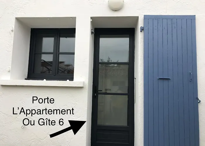 Clos Des Aigrettes -6 De Charme Et Confort à 30m Du Port De Apart-hotel 4*