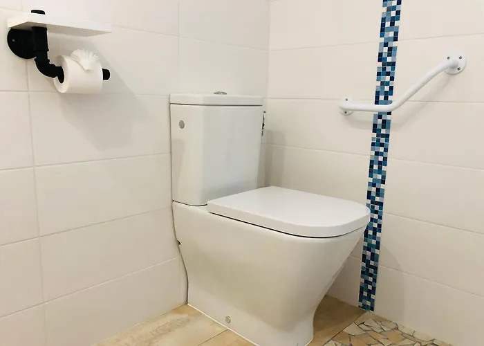 Clos Des Aigrettes -6 De Charme Et Confort à 30m Du Port De Apart-hotel 4*